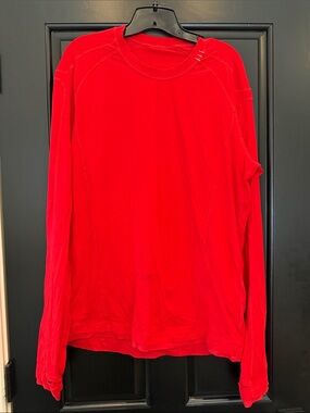 lululemon athletica Men’s Long Sleeve Tee in Bright Red